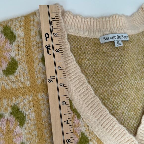 Seen And Be Seen Puffed Short Sleeve Cropped Jacquard Cardigan Sweater S… - Picture 8 of 10